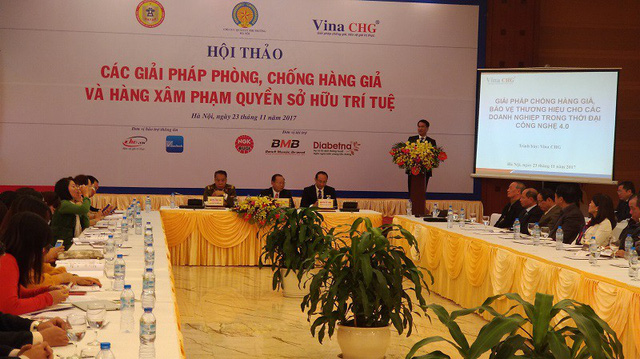 hoi-thao-1-1511452149117.jpg