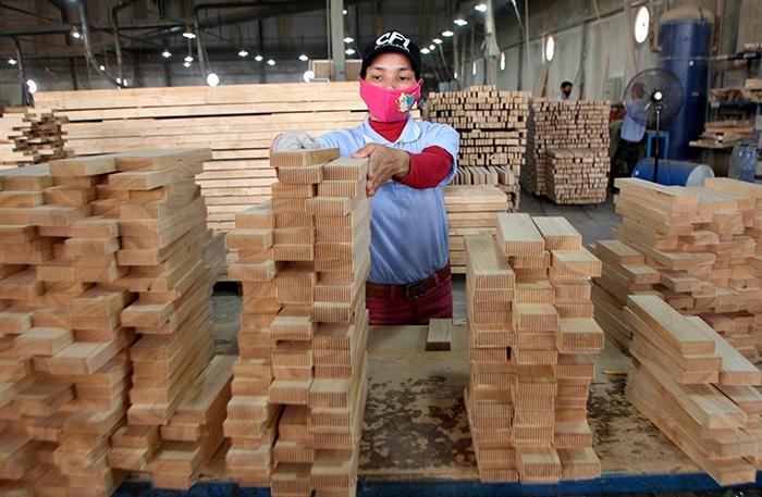 Mạnh tay với giả mạo xuất xứ hàng hoá Việt Nam