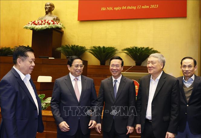 Ch&uacute; th&iacute;ch ảnh