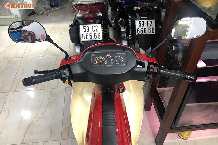 het-gia-1-ty-dong-chiec-xe-may-suzuki-rgv-120-co-gi-dac-biet