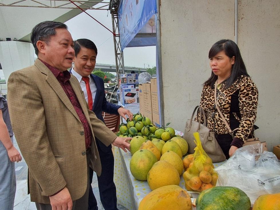 http://chgtv.vn/Images/images/hoi%20cho%202.jpg