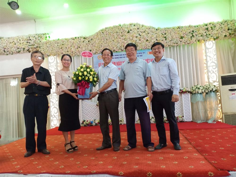 c57479bbdee63fb866f7.jpg