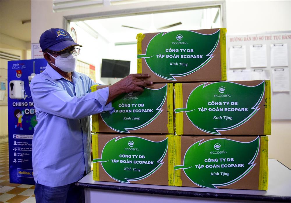 Hơn 1 triệu viên Molnupiravir nhập vừa về tài trợ cho chương trình thí điểm điều trị F0 tại nhà