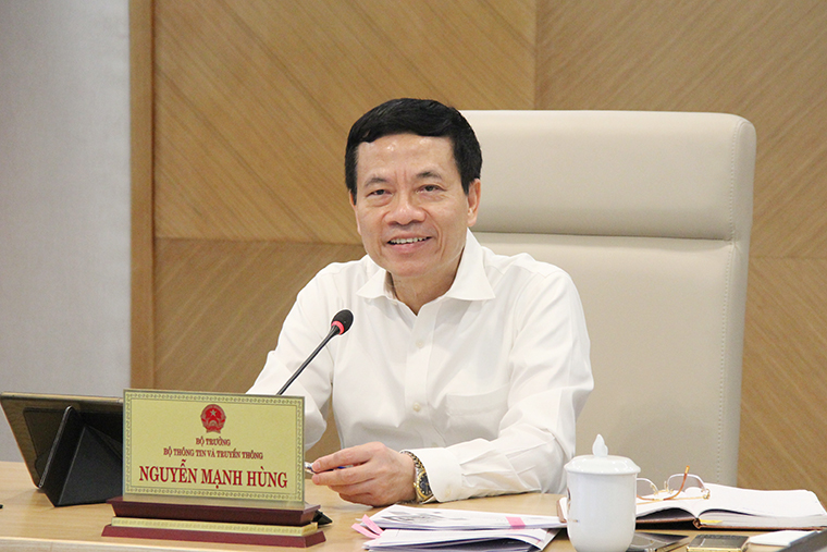 Bộ trưởng Nguyễn Mạnh Hùng phát biểu về chuyển đổi số hai huyện Củ Chi và Hóc Môn