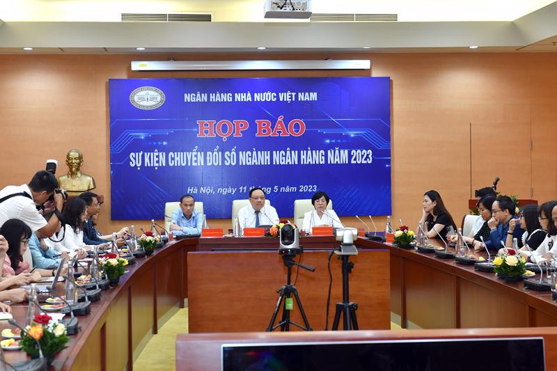 Ứng phó với tội phạm không gian mạng trong hoạt động chuyển đổi số ngành ngân hàng
